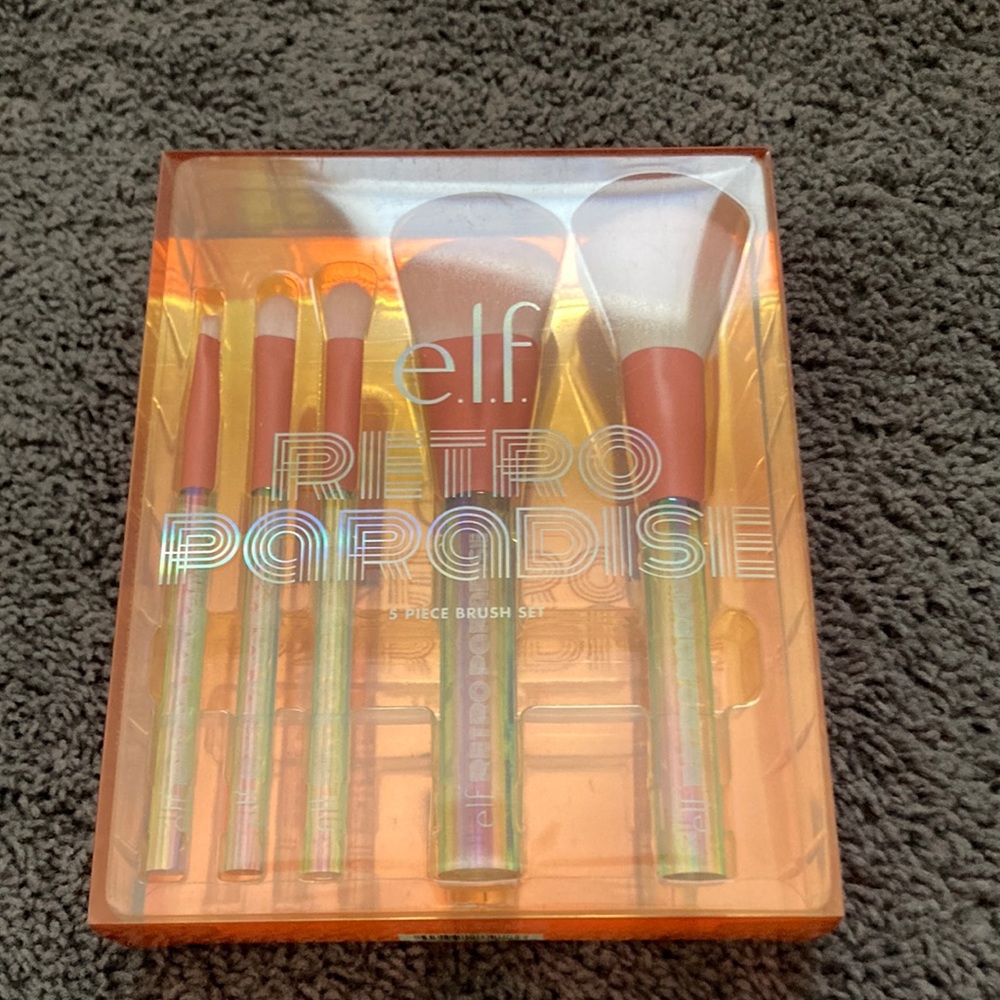 Elf cosmetics - Retro paradise - brush set